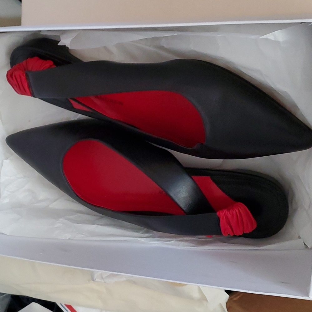 NIB sz 38 Paul Andrew low heel slingbacks